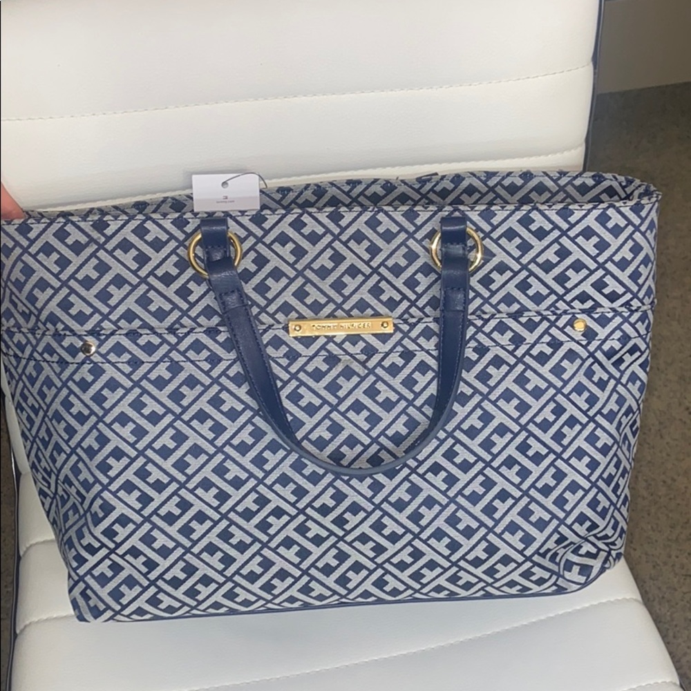Tommy Hilfiger Purse/Shoulder bag